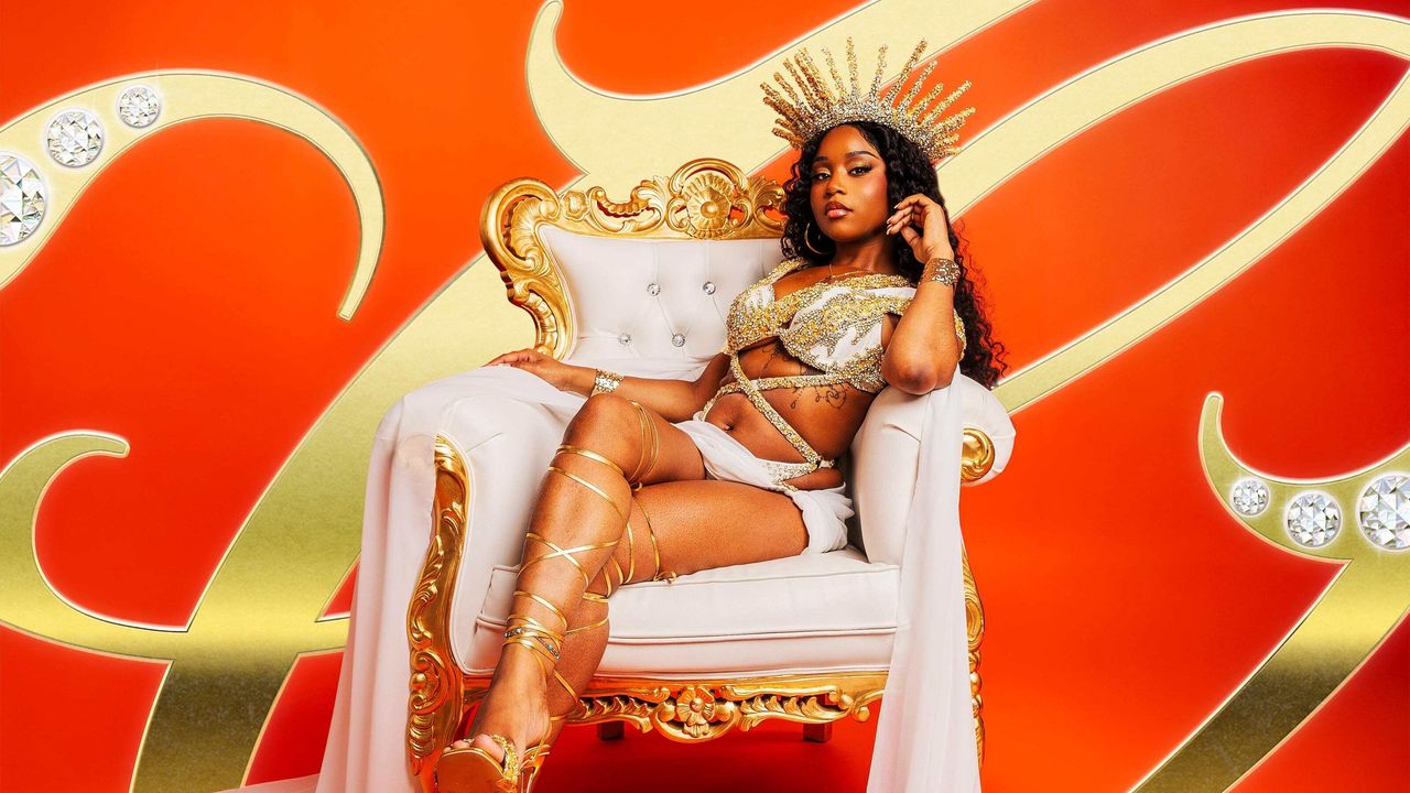 pitchfork's tweet card. Read Tomás Gauna’s review of the album.