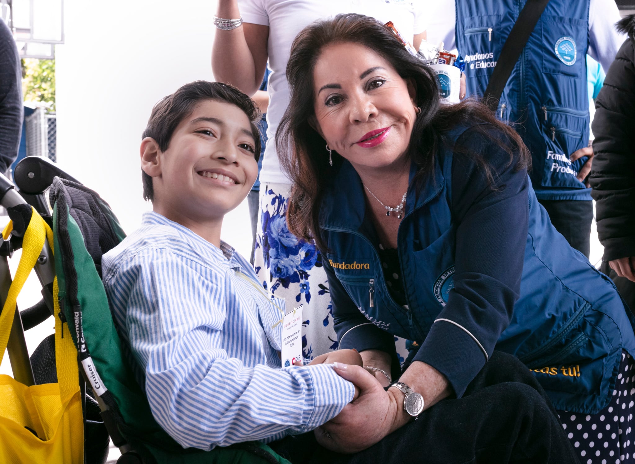 Region_365's tweet card. María Luisa Piraquive , nacida en Chipatá, Santander , ha dedicado su vida a la educación  y la transformación social . ...