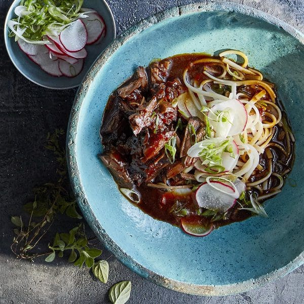 PierreLabMN's tweet card. In this Low-Carb Slow-Cooker Asian Beef, the steak and vegetables are transformed into an Asian feast with soy sauce, rice vinegar, grated ginger, and more.