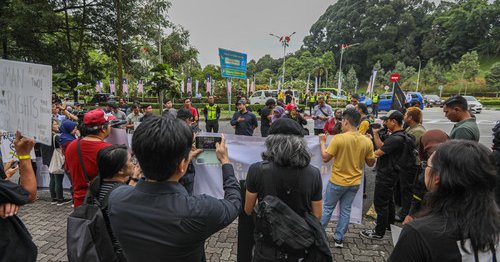 Tweet card summary image