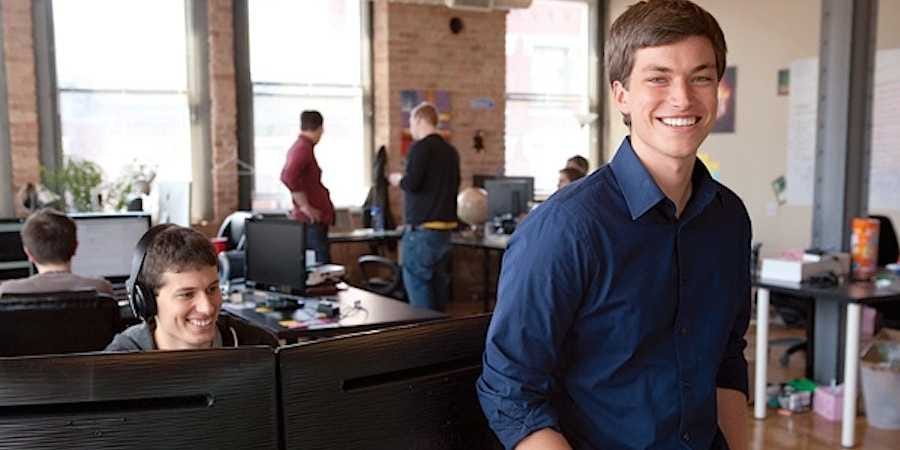 Vic_Maine's tweet card. It all began when he was 12 years old, dropped out of grade school and taught himself to code.