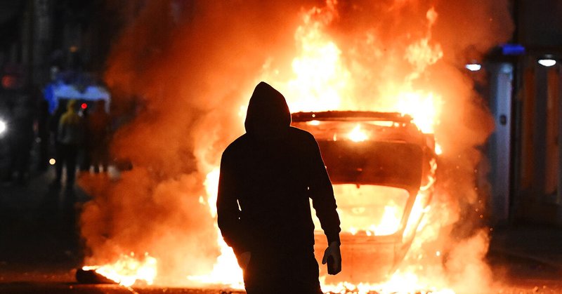 Tweet card summary image