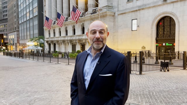 ItaBusiness's tweet card. The Voice of Business: From Wall Street to Milan