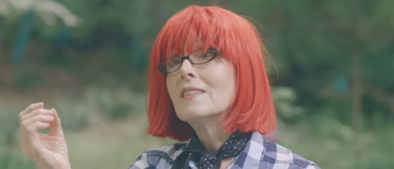 EvieSolheim's tweet card. Advice columnist E. Jean Carroll went public Friday with allegations that President Donald Trump raped her in a Bergdorf Goodman dressing room in the 1990s.