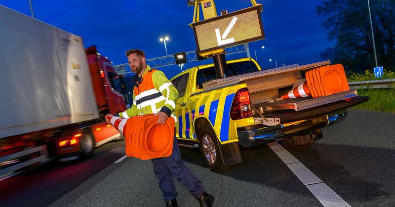 Megafile na botsing met meerdere voertuigen