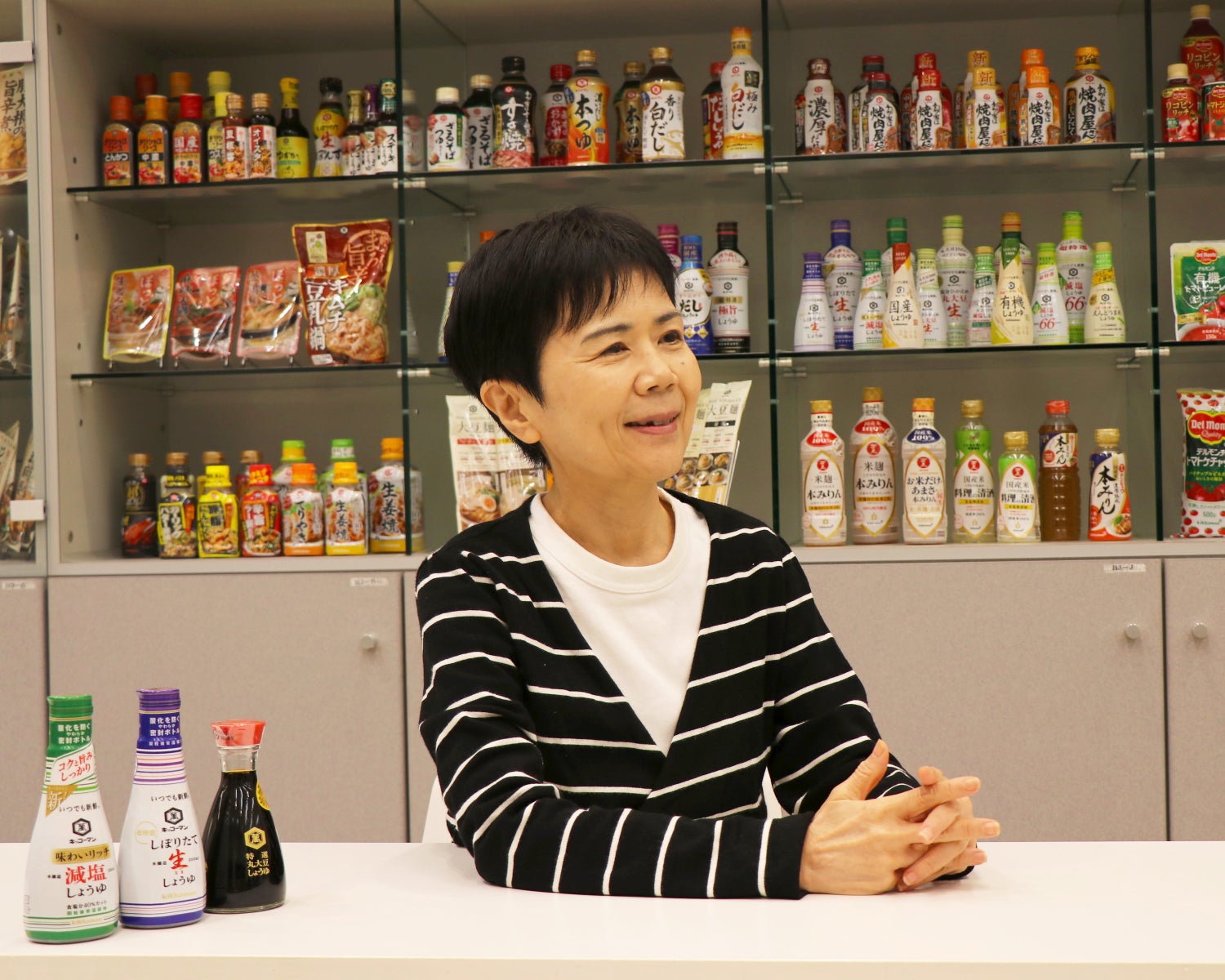 PRTIMES_STORY's tweet card. キッコーマンが主催する『KCC食文化と料理の講習会』にとって、2025年は節目の年。第1回の開催から45年が経つのに加え、2020年より導入したYouTubeライブ配信も記念すべき第100回を迎えたのです。 「しょうゆをつくる会...