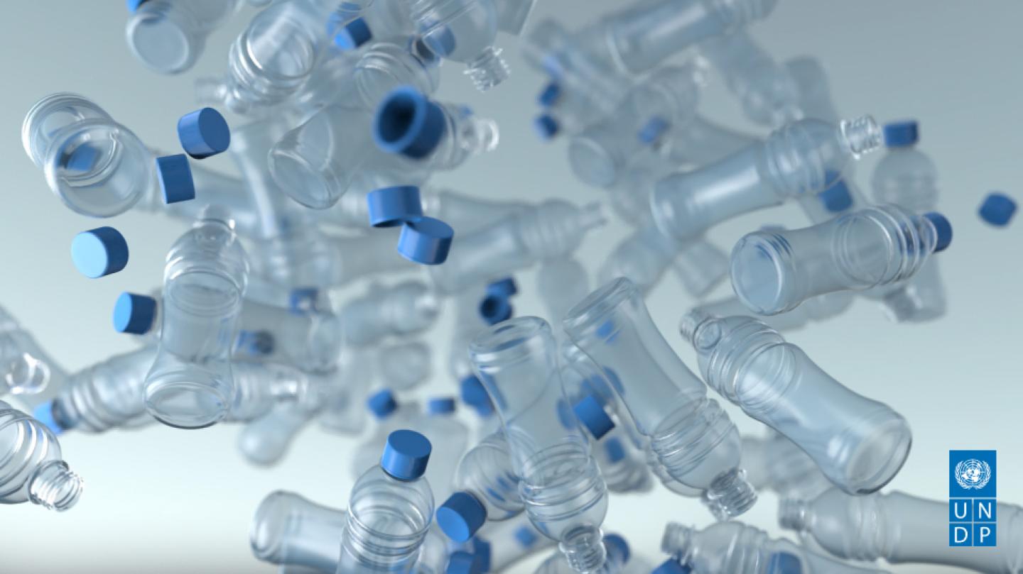 UNDPArabic's tweet card. Whether it's decreasing our use of single-use plastics, supporting reuse and refill systems or using products made from more ecological alternatives, we can reduce the true costs of plastic product...