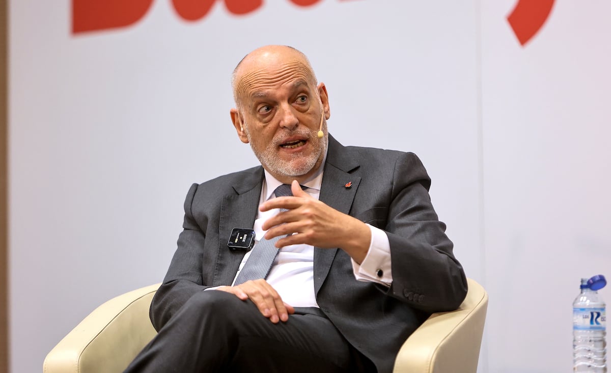 el_pais's tweet card. La multinacional estadounidense quiere que se anule la sentencia que permite a la organización española obligar a las operadoras cortar el tráfico