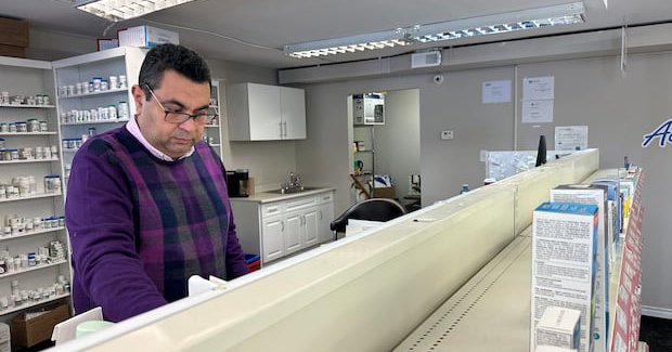 Tweet card summary image