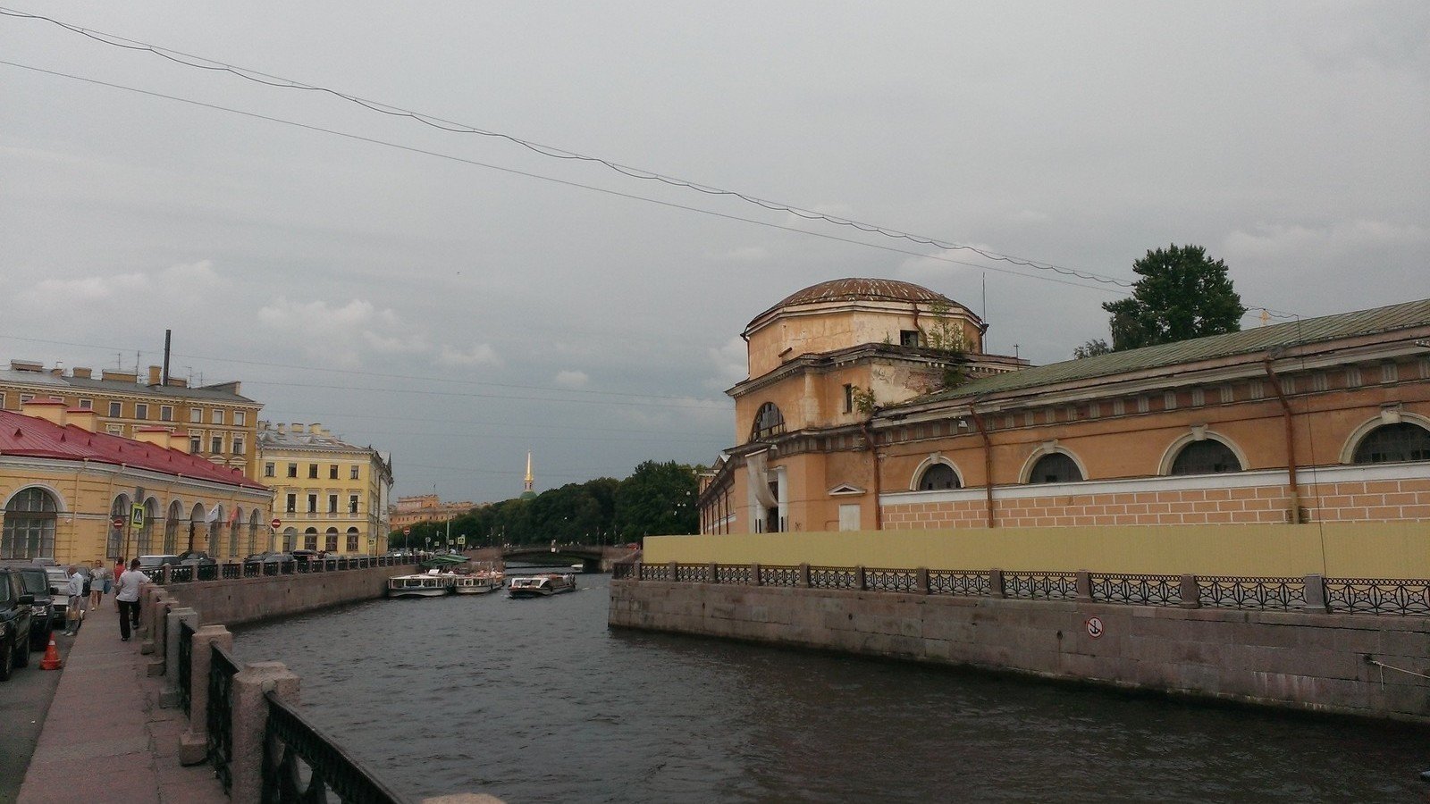 Compilation's tweet card. Требуем немедленно остановить снос и провести широкое обсуждение альтернативных проектов приспособления комплекса зданий "Конюшенного ведомства" для современного использования!