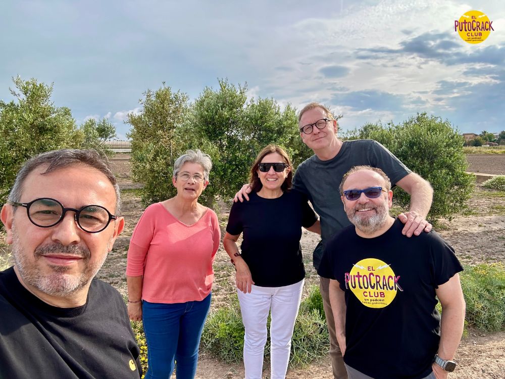 ElPutoCrackClub's tweet card. El PutoCrack Club #62 - Ana y Pepe Ferrer Martí - Ca Pepico, identitat y personalitat, con Bernd H. Knöller y Paco Cremades + LFDA