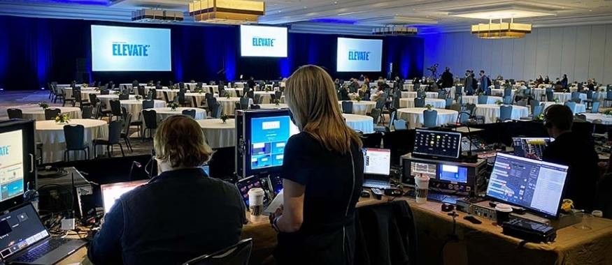 joeyawesome's tweet card. Scroll all the way down for a lovely photo of me smiling through the sweat! Ha! Little feature of a fun event I was able to support at the beautiful Old Post Office in Chicago. Book an event planner...