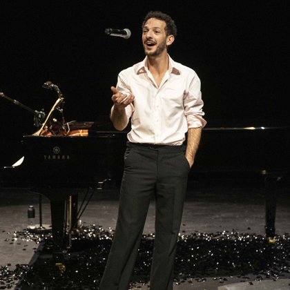 Tweet card summary image