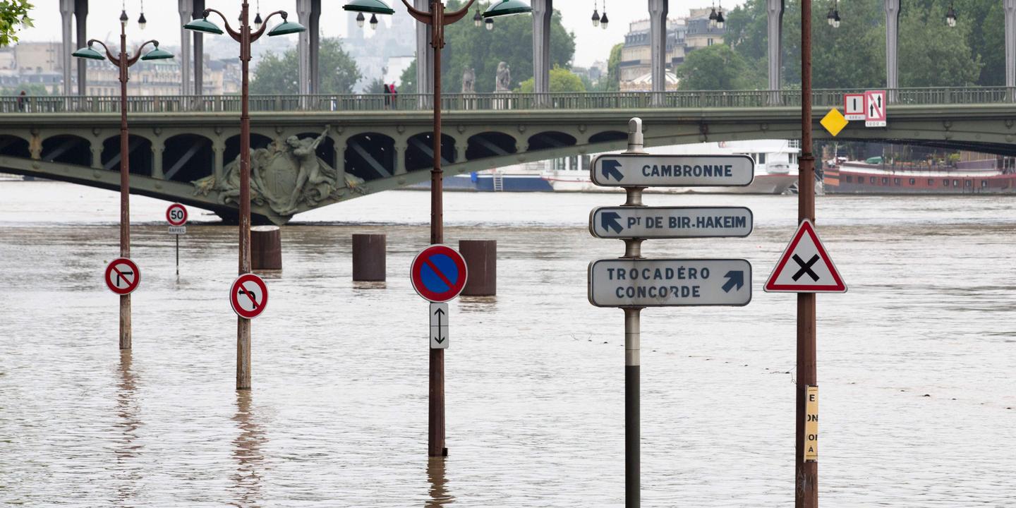 ideInformatic's tweet card. A la tribune du congrès des maires de France, François Hollande a annoncé que l’état de catastrophe naturelle serait reconnu dès le prochain conseil des ministres pour les zones « les plus touchées »...