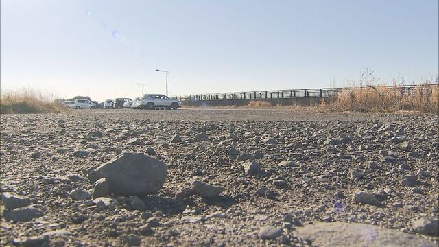 HTB_news's tweet card. 釧路市の公園で帯広と釧路の不良グループ同士が争う３０人規模の乱闘騒ぎが発生し、自称解体工の男ら３人が逮捕されました。乱闘のきっかけは廃虚で起きたトラブルでした。傷害の疑いで釧路地検に身柄を送られたの…