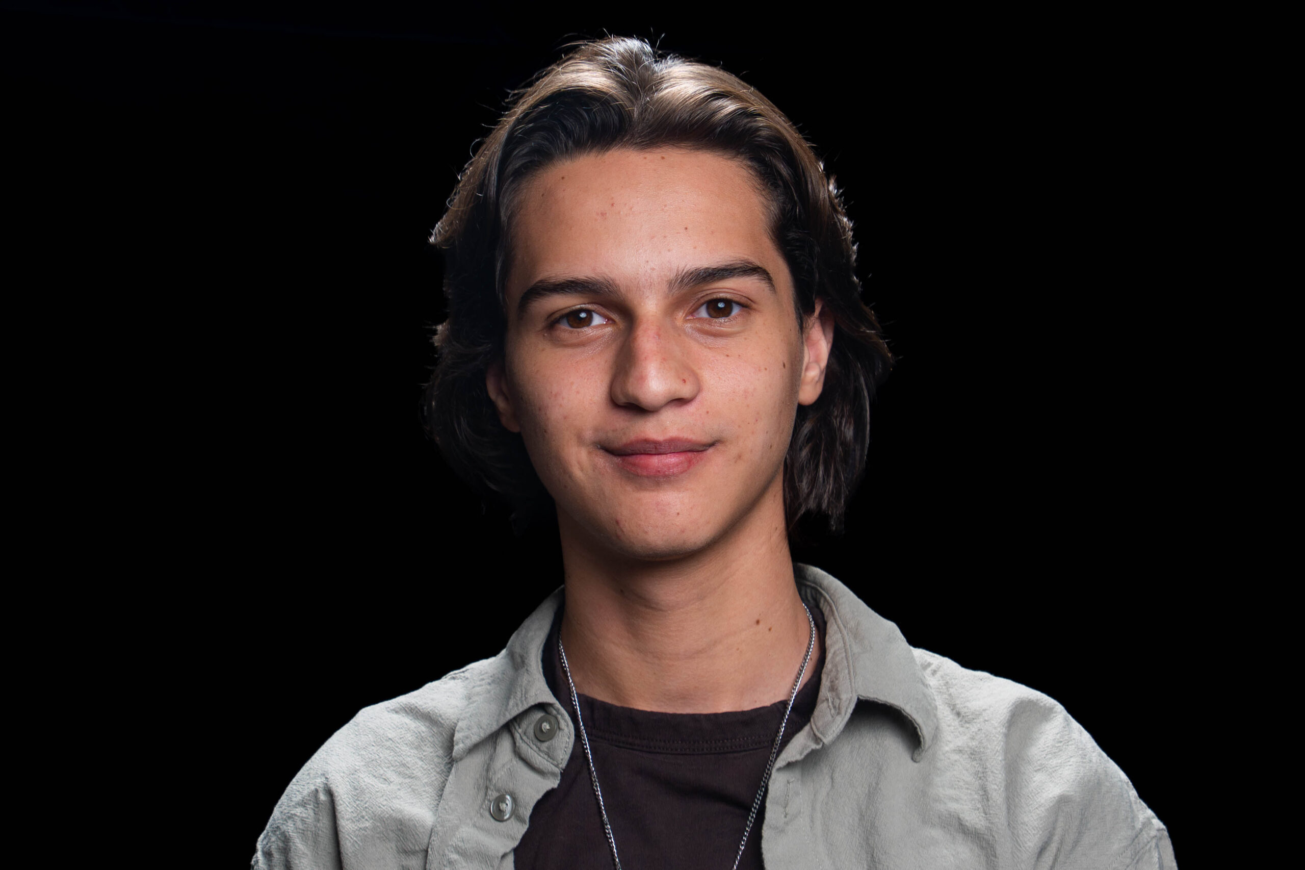 BookScouterCom's tweet card. Despite the addictive nature of phones, there is a solution to the ever-consuming algorithm — a better way to educate oneself, to engage in critical thought and expand one's worldview. I propose...