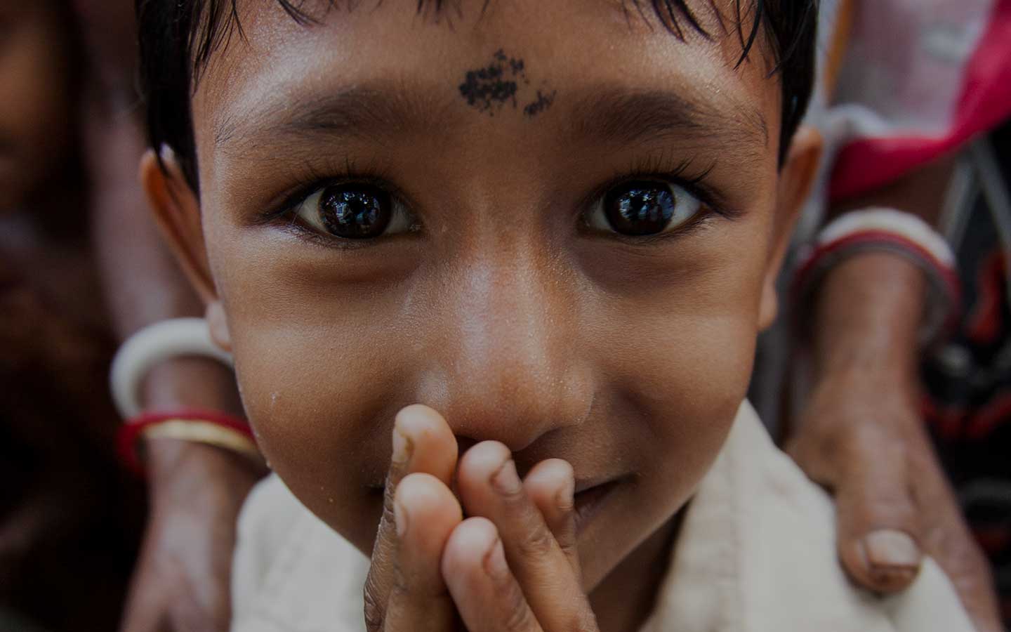 PerlmanOfficial's tweet card. With your help, we can end polio for good.