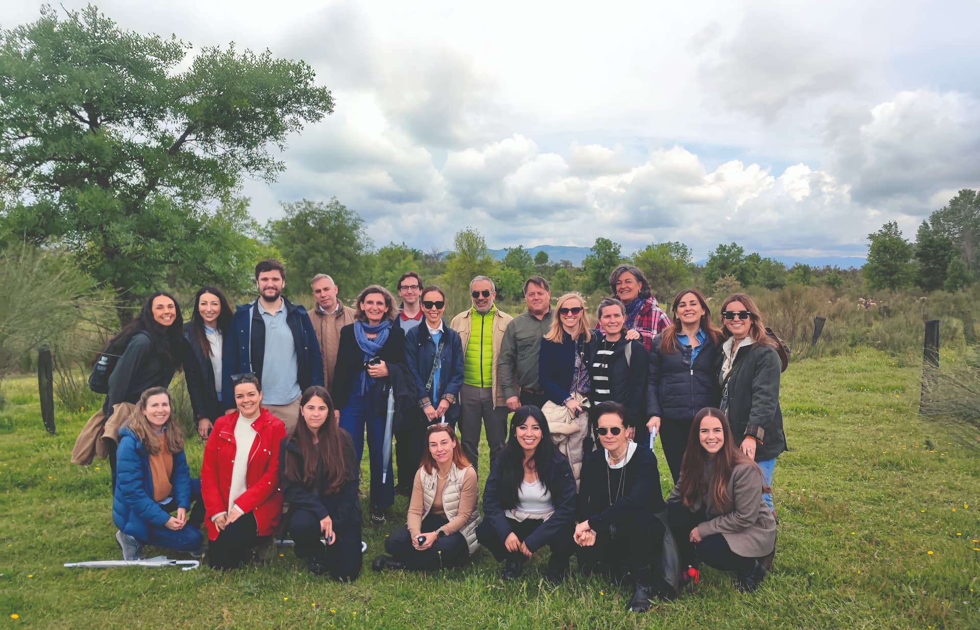 NeutralinMotion's tweet card. Desde 2022, Fundación Repsol y SERNAUTO mantienen una estrecha colaboración que responde a un propósito común: impulsar iniciativas que promuevan la