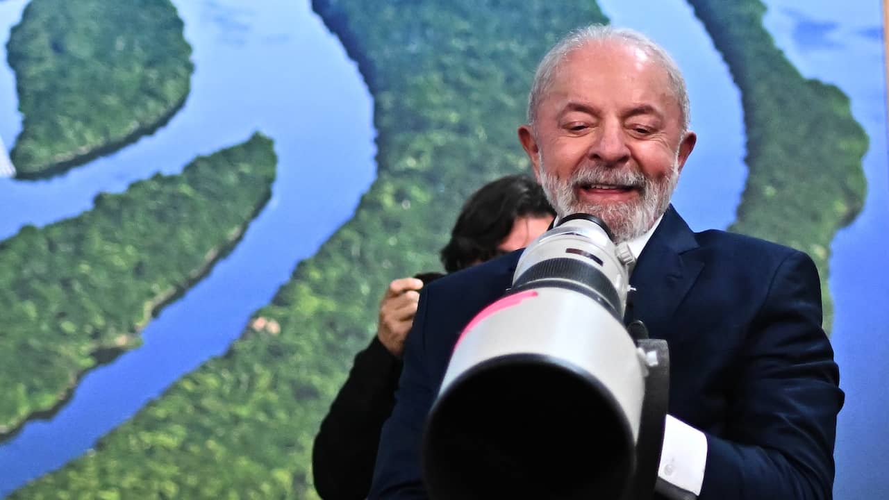 NUnl's tweet card. Welkom in dit liveblog. Hier houden wij, klimaatverslaggevers Emma van Bergeijk en Jeroen Kraan, je op de hoogte van de laatste ontwikkelingen op de klimaattop in Brazilië.