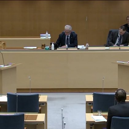 Tweet card summary image