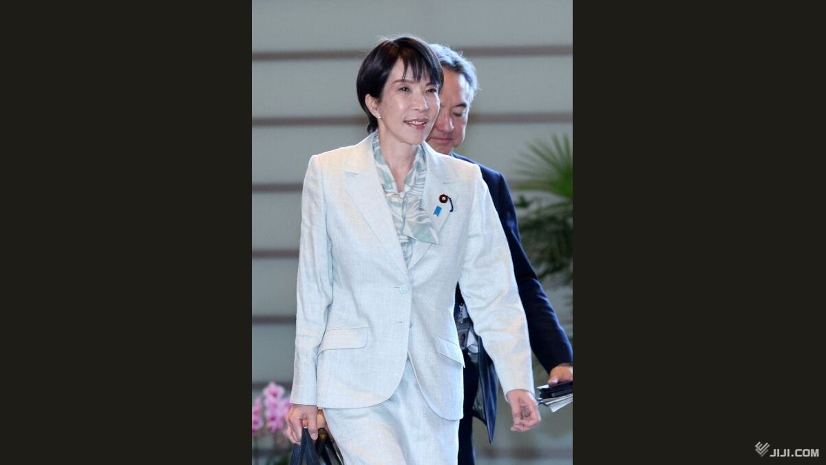 pioneertaku84's tweet card. 自民党は２０日、安全保障調査会（会長・小野寺五典元防衛相）の勉強会を開き、高市早苗首相が表明した２０２６年末までの安保関連３文書の見直しに向けた検討を始めた。同年４月にも政府への提言をまとめる。防衛費増額の新たな目標や、装備品の移転ルール緩和が主な焦点。「非核三原則」の扱いも議論する見通し。