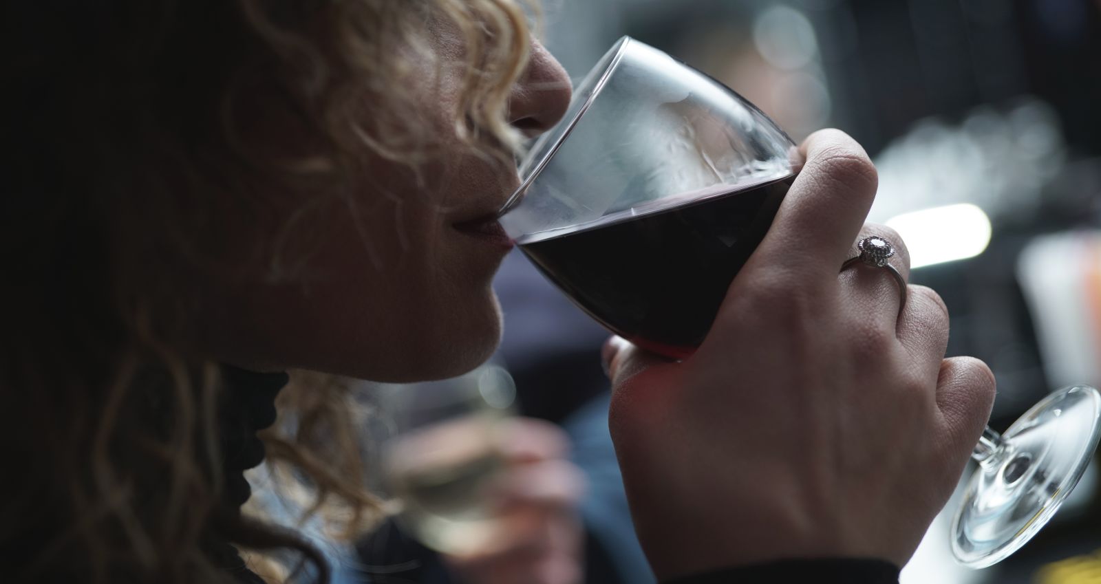 Do317's tweet card. Win Tickets to Vintage Indiana Wine Festival at Military Park @ White River State Park, June 02, 2018 on Do317 #Do317