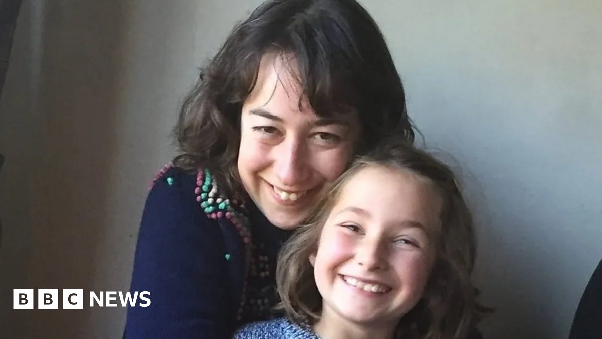 alex_mullock's tweet card. Hundreds of patients have been helped by rule, which makes it easier to get an urgent second opinion.