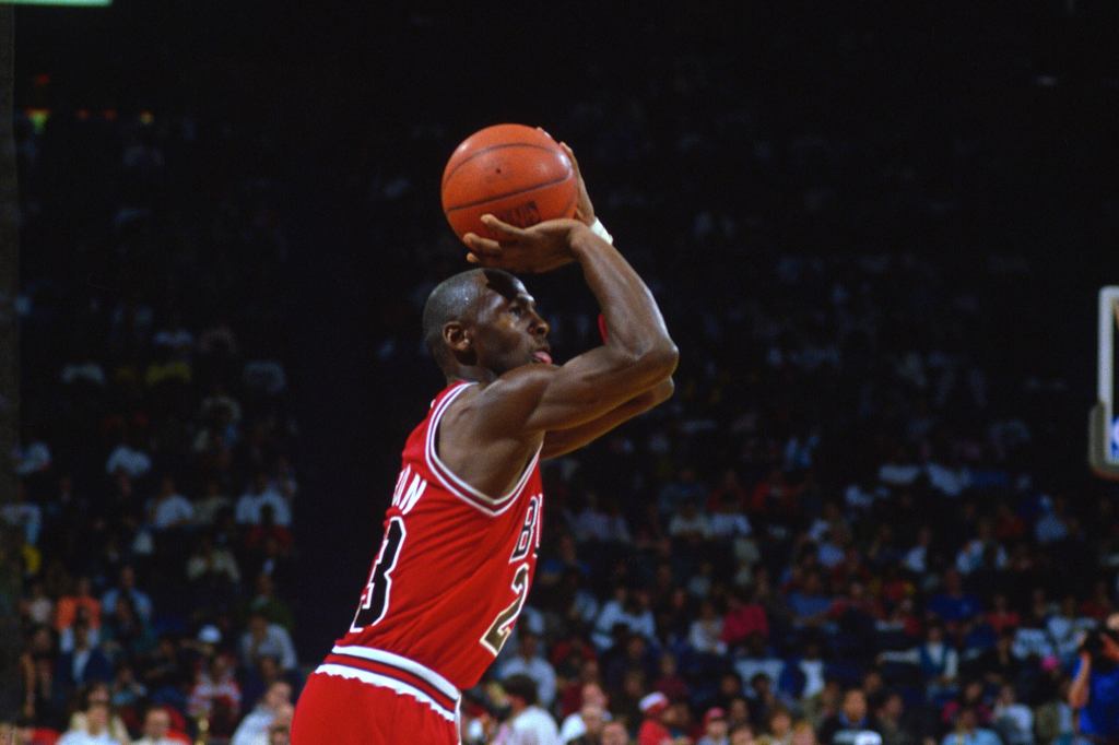 chriscosf's tweet card. Michael Jordan's success offers valuable lessons about entrepreneurship.