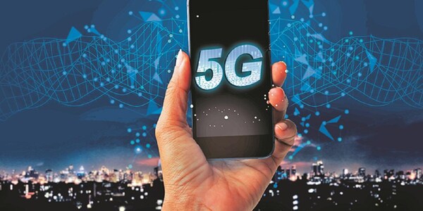 bsindia's tweet card. 5g Subscribers in India: India is set to surpass 1 billion 5G subscribers by 2031, Ericsson's Mobility Report 2025 shows, as rapid network expansion, rising FWA adoption and surging data usage drive...