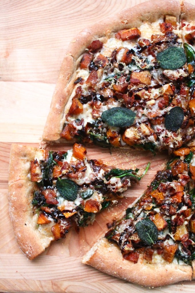 RikkaRobot's tweet card. This pizza absolutely SCREAMS fall. I can't express my love for this season and this pizza. There is something so nostalgic about this time of year. I always loved it as a kid and still