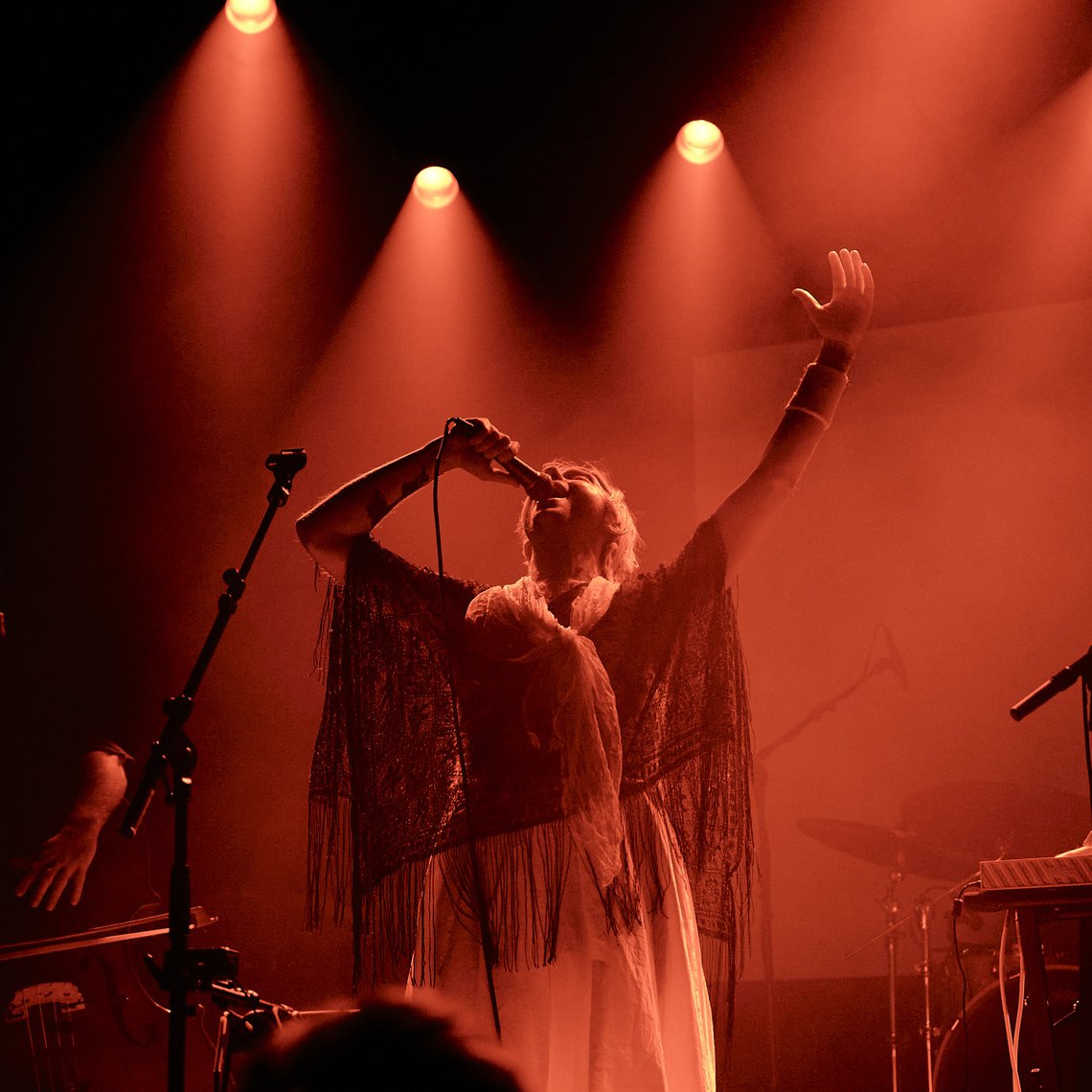 gig_next's tweet card. OSLO – In de Noorse hoofdstad Oslo woont Trygvi Danielsen. Het is echter niet Noorwegen dat hem afvaardigt onder de naam Silvurdrongur naar Eurosonic / Noorderslag in Groningen, maar op het showcas…