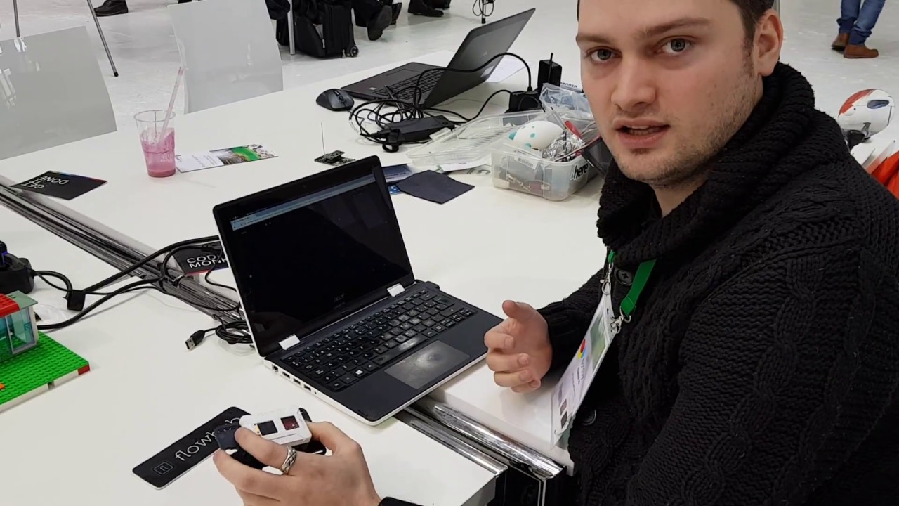 Flowhub_io's tweet card. MicroFlo on Bosch XDK