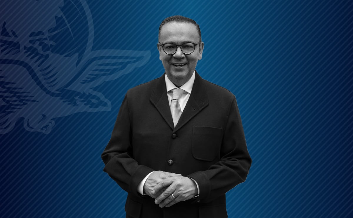 mesa_plural's tweet card. ¿Neta? ¿Porfiristas, opositores a la 4T?, escribe Germán Martínez Cázares