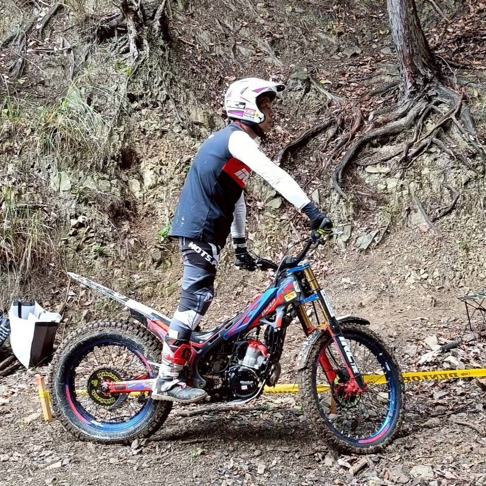 ryuhworld's tweet card. こんにちは、1週間以上が経ってようやく全日本トライアル選手権 和歌山 湯浅大会の日記を書き始めてます✋さて出発の木曜日。仕事が終わって最終準備をして、苫小牧東…