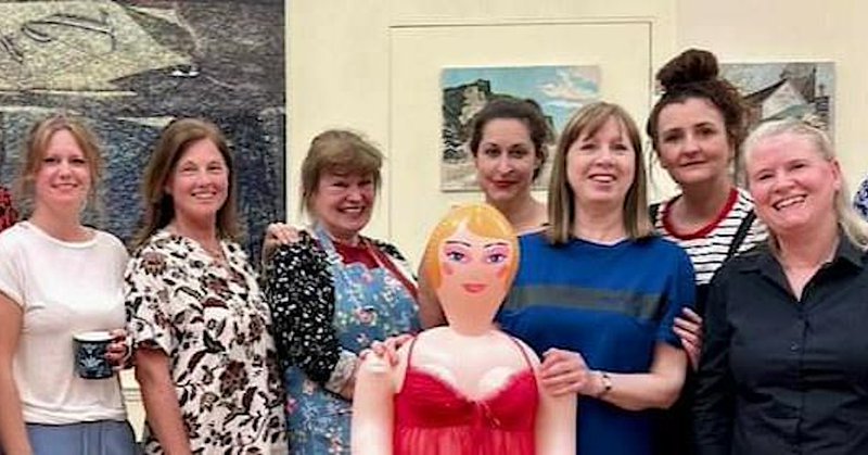 Tweet card summary image