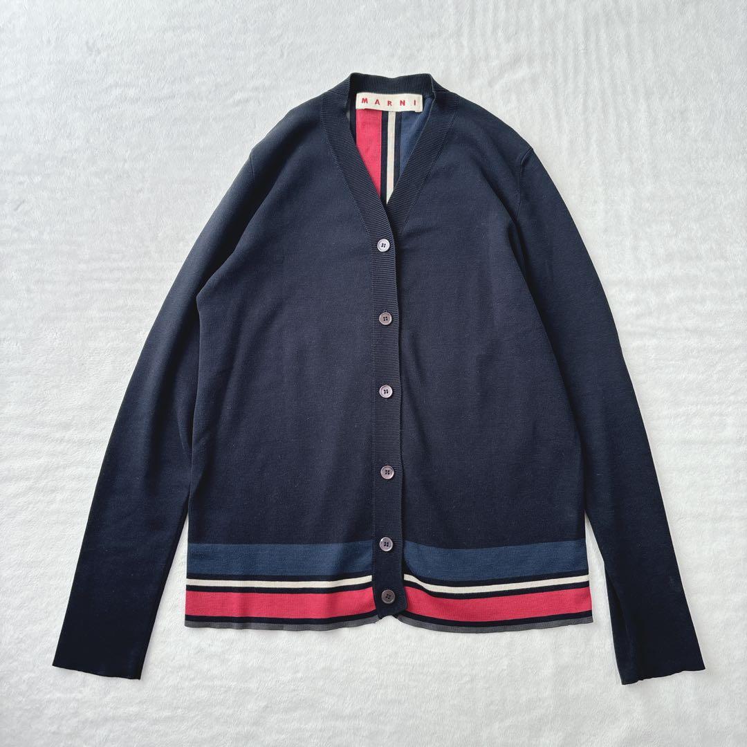dungeonmeshi0's tweet card. 【美品】マルニ　MARNI カーディガン　ストライプ　Vネック　長袖をメルカリでお得に通販、誰でも安心して簡単に売り買いが楽しめるフリマサービスです。新品/未使用品も多数、支払いはクレジットカード・キャリア決済・コンビニ・銀行ATMが利用可能で、品物が届いてから出品者に入金される独自システムのため安心です。