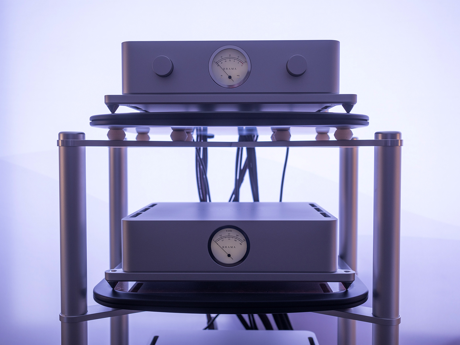 VinnieRossi's tweet card. Michael Lavorgna's Twittering Machines: HiFi with a twist