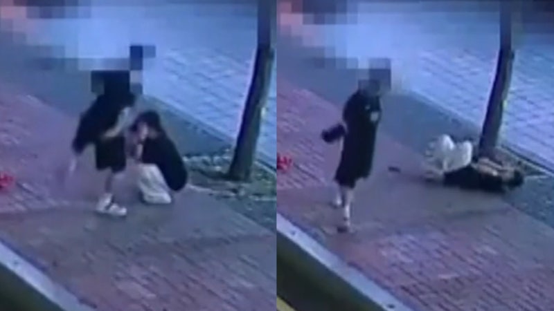 _herlivery's tweet card. 지난 8월 태권도 사범인 남성이 길거리에서 여자친구의 얼굴을 발로 가격한 사건이 있었습니다. 1심 재판부는 오늘(20일) 남성에게 징역 1년 6개월을 선고했는데요. "엘리트 체육인이 무방비 상태의 피해자를 발가격했다