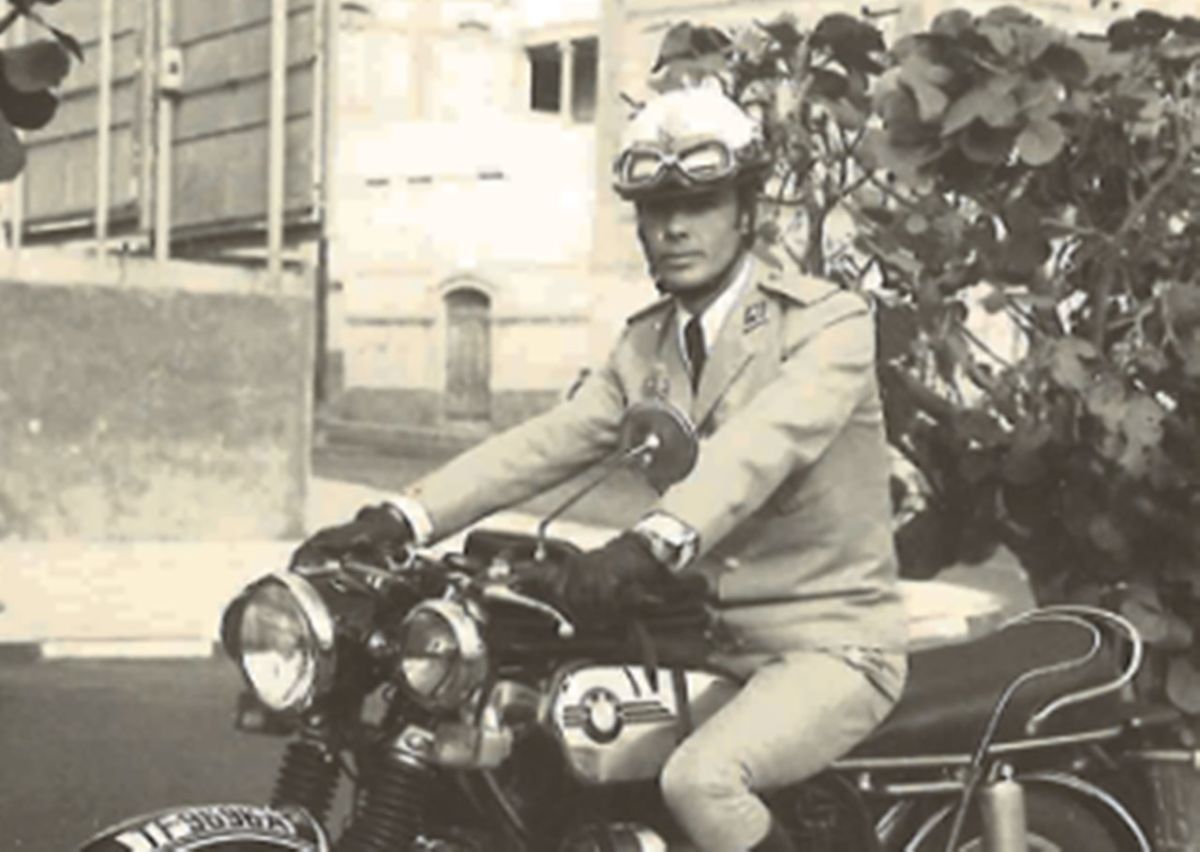 PoliciaLocalSC's tweet card. El Ayuntamiento capitalino dará nombre por primera vez en la historia a una vía pública en memoria de un policía local, quien destacó por su dedicación y entrega al cuerpo policial