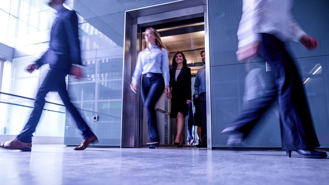 PublicisGroupe's tweet card. L'ONG de coalition Actives, fondée par l'ex-ministre Marlène Schiappa, a sélectionné 40 dirigeantes en mesure de diriger les plus grands groupes cotés à la Bourse de Paris. Galerie de portraits.