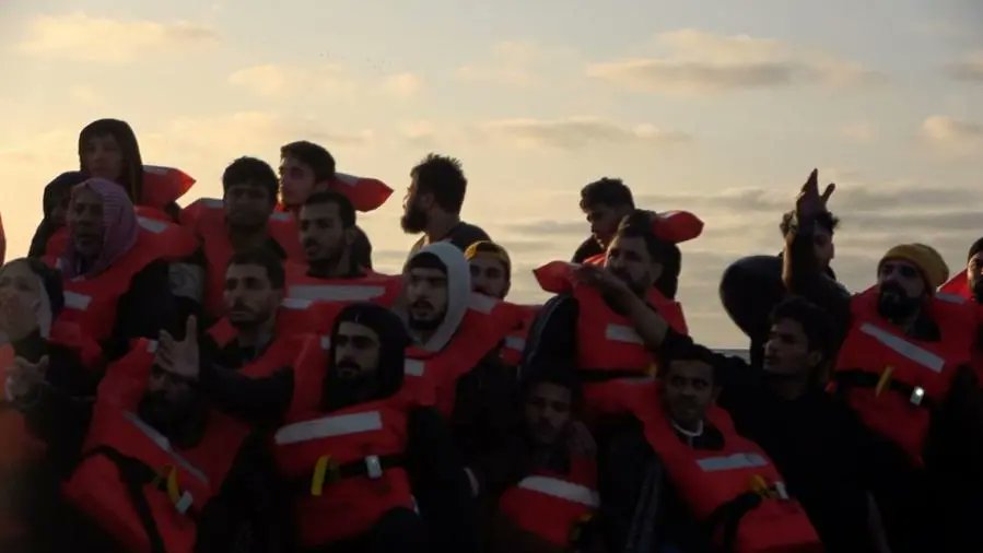 DomaniGiornale's tweet card. Secondo una dettagliata memoria legale che verrà depositata oggi alla Corte penale internazionale (Cpi), oltre cento tra politici e i funzionari dell’Ue e degli stati membri, dovrebbero essere...