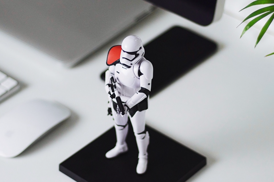 InsiteSecurity's tweet card. Can employees be a better front-line defense against cyber-crime? Help by offering a password vault and training on social engineering.