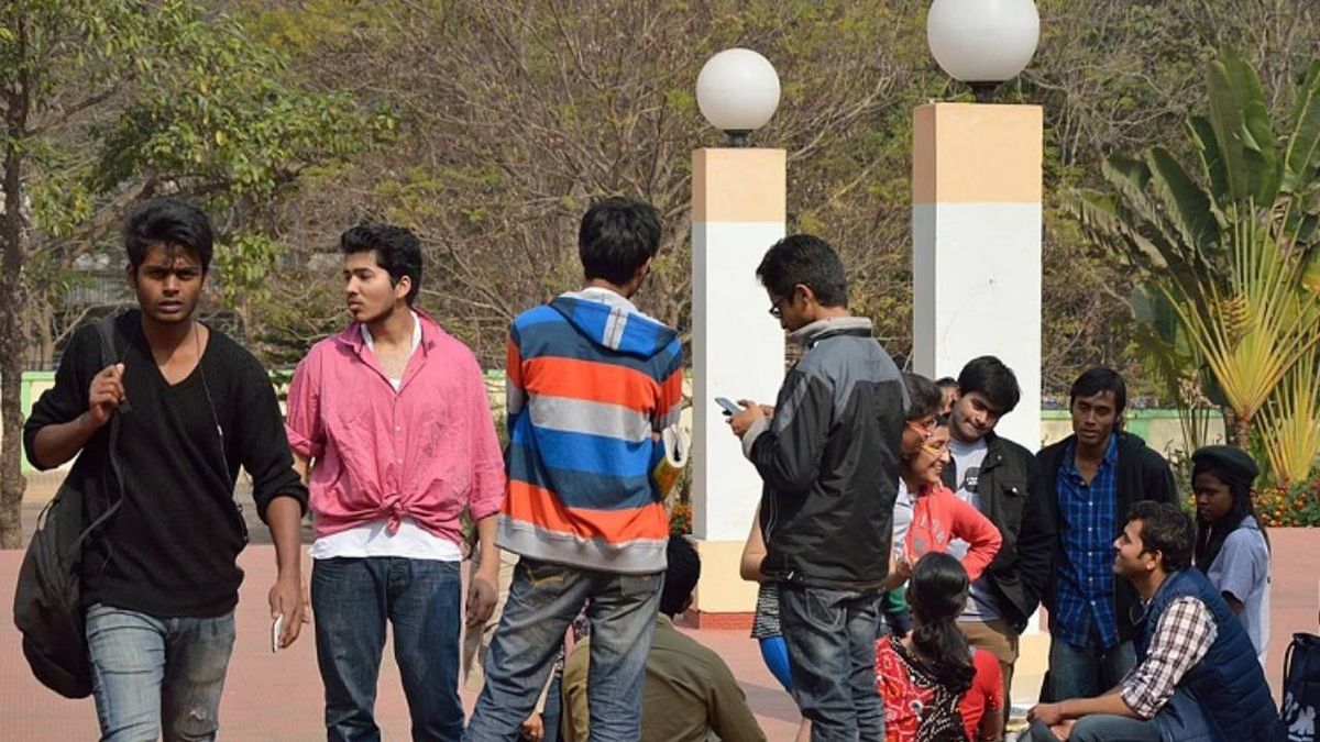 NewsNationTV's tweet card. UGC NET 2024 Exam: NTA नेशनल टेस्टिंग एजेंसी (NTA) की ओर से यूजीसी नेट की परीक्षा कल यानी 18 जून 2024 को आयोजित होने जा रही है.