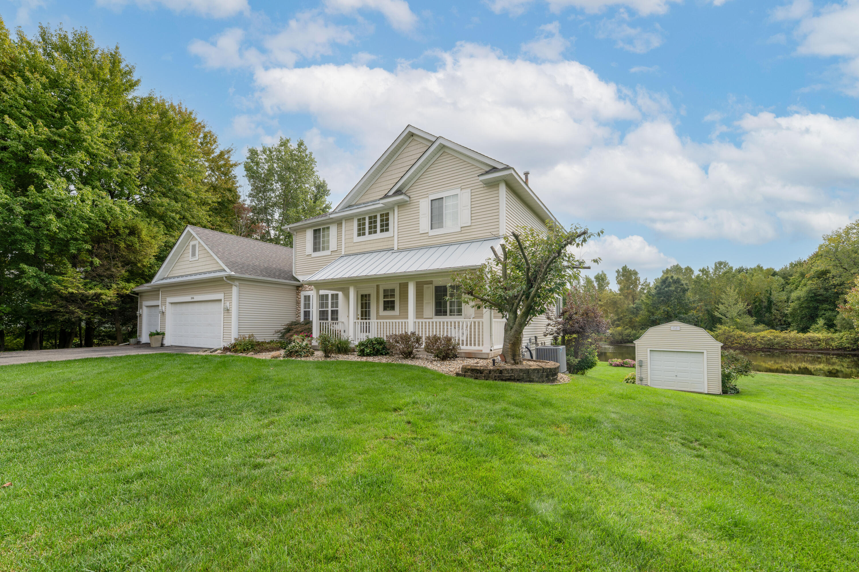 joonbugs's tweet card. This Residential listing has 5 Beds, 2 Full Baths, 1 Half Bath. Schedule a showing for 5916 Preservation Drive in Hamilton, MI.. MLS ID 25050254