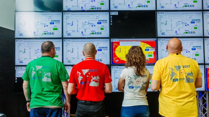 codecampcz's tweet card. Na největším technickém cvičení v oblasti kyberbezpečnosti Locked Shields získal český tým první místo.