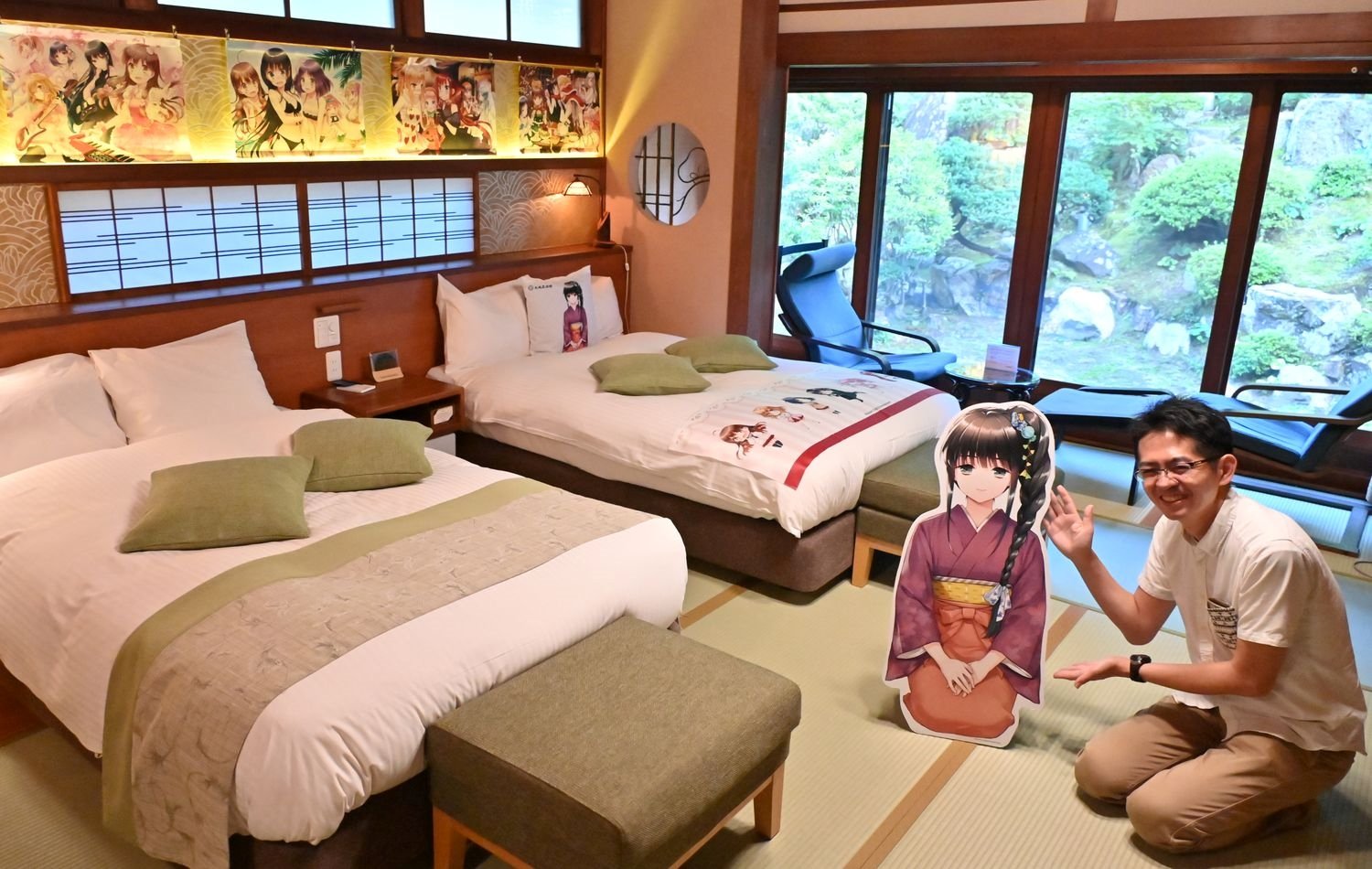 nessie0609's tweet card. 白壁土蔵群周辺にある老舗旅館「松風荘旅館」（倉吉市瀬崎町）で、キャラクターバンドコンテンツ「ひなビタ♪」とコラボした宿泊プランが人気を集めている。「ひなビタ♪」づくしの装飾がファンの心をわしづかみ。…