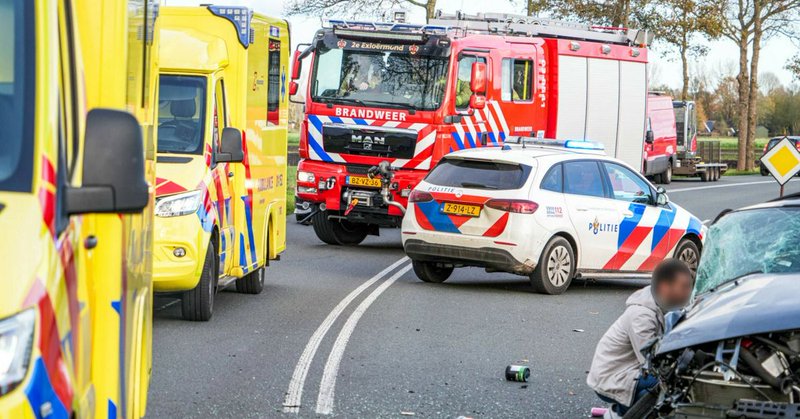 112 melding Twee gewonden bij botsing in Exloërveen