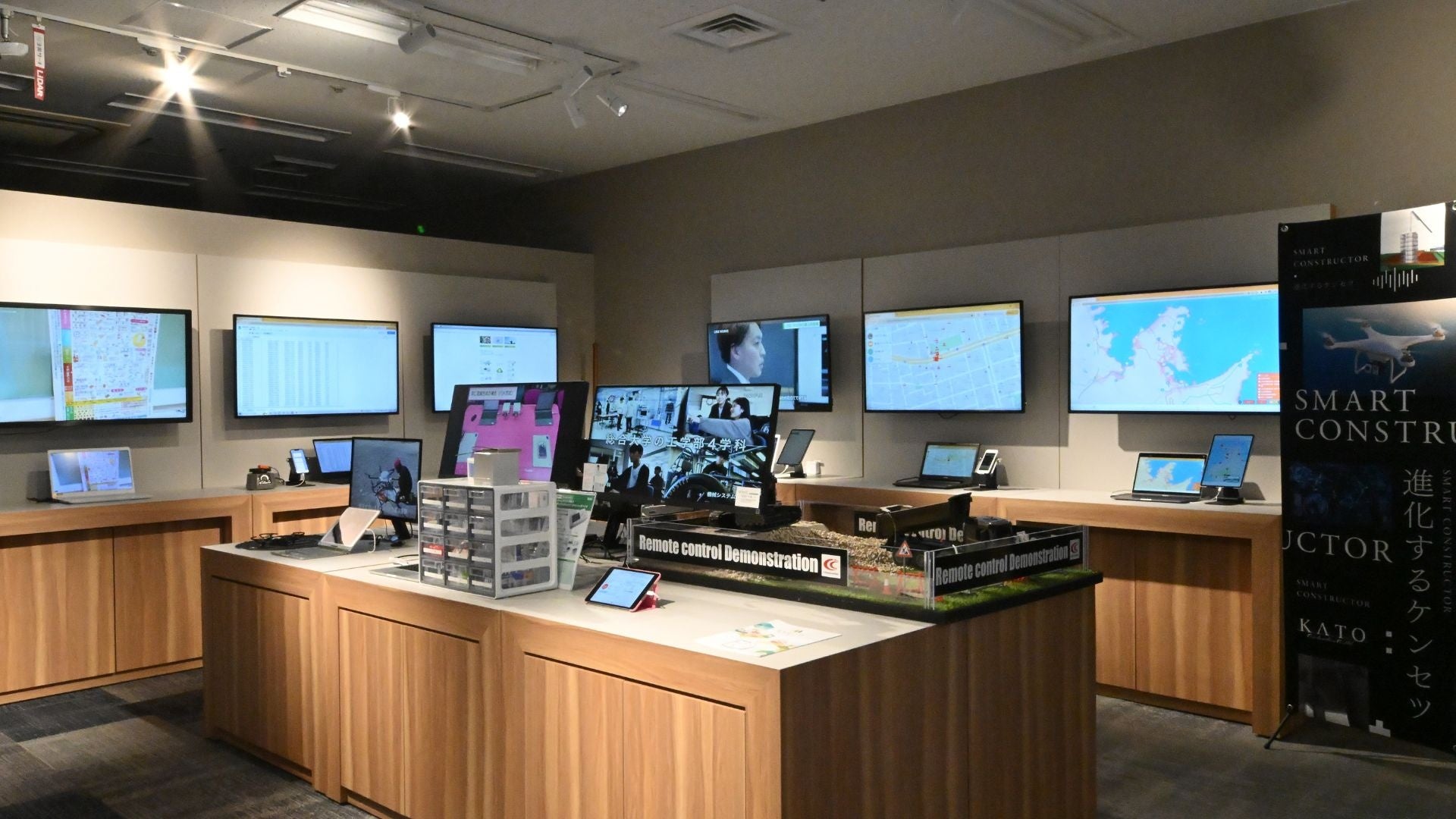 erikasxe's tweet card. 株式会社デジタルツイン総合研究所のプレスリリース（2025年9月10日 12時10分）「せとうち Tech LAB」にて次世代AI「Sapisエンジン」展示開始