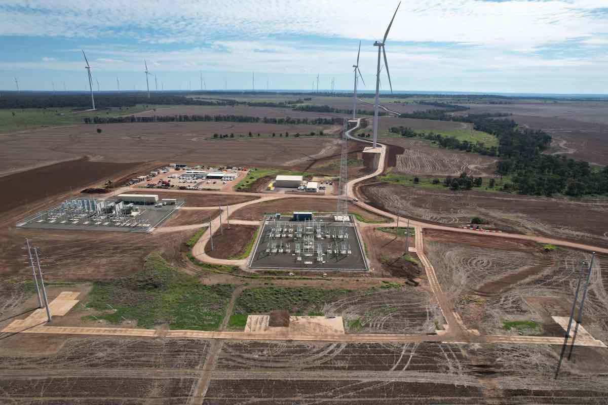 AsiaWindEnergy's tweet card. Octopus adds big solar and battery project to its existing wind farm in Queensland.