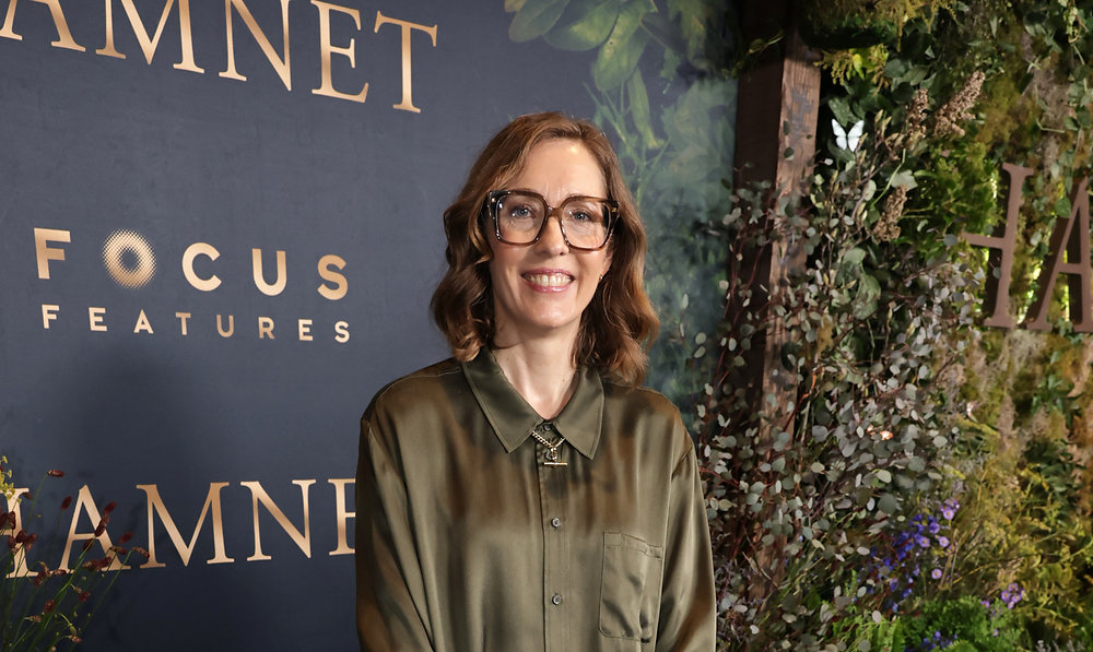 OwenFilmCritic's tweet card. Interview with "Hamnet" Production Designer Fiona Crombie